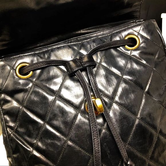 CHANEL VINTAGE BACKPACK - Picture 10 of 15